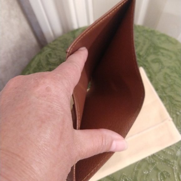 Louis Vuitton Monogram Wallet - Picture 11 of 15